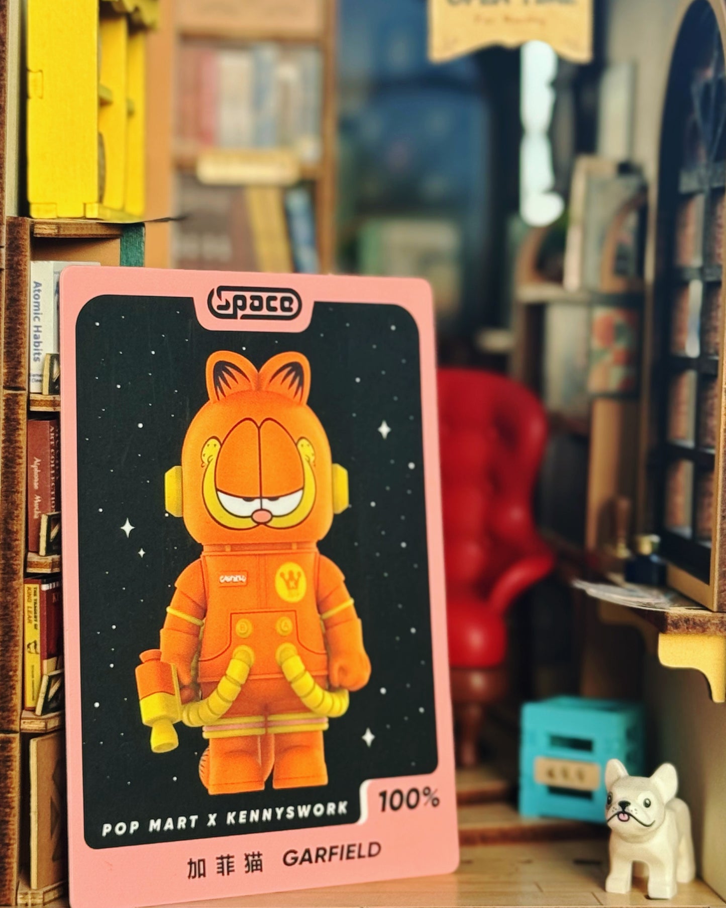 Mega Space Molly 100% Series 3 - Garfield